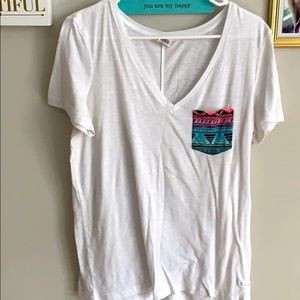 PINK tee with patterned pocket